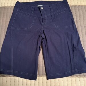 Athleta shorts size 6